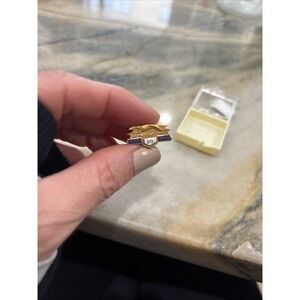 Vintage 1/10 10K Gold Greyhound Bus Lines 20 Year Service Pin Driver Award EUC